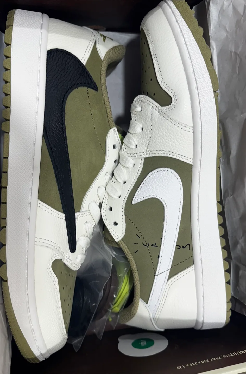 Jordan 1 Travis Scott golf image indicator(5)