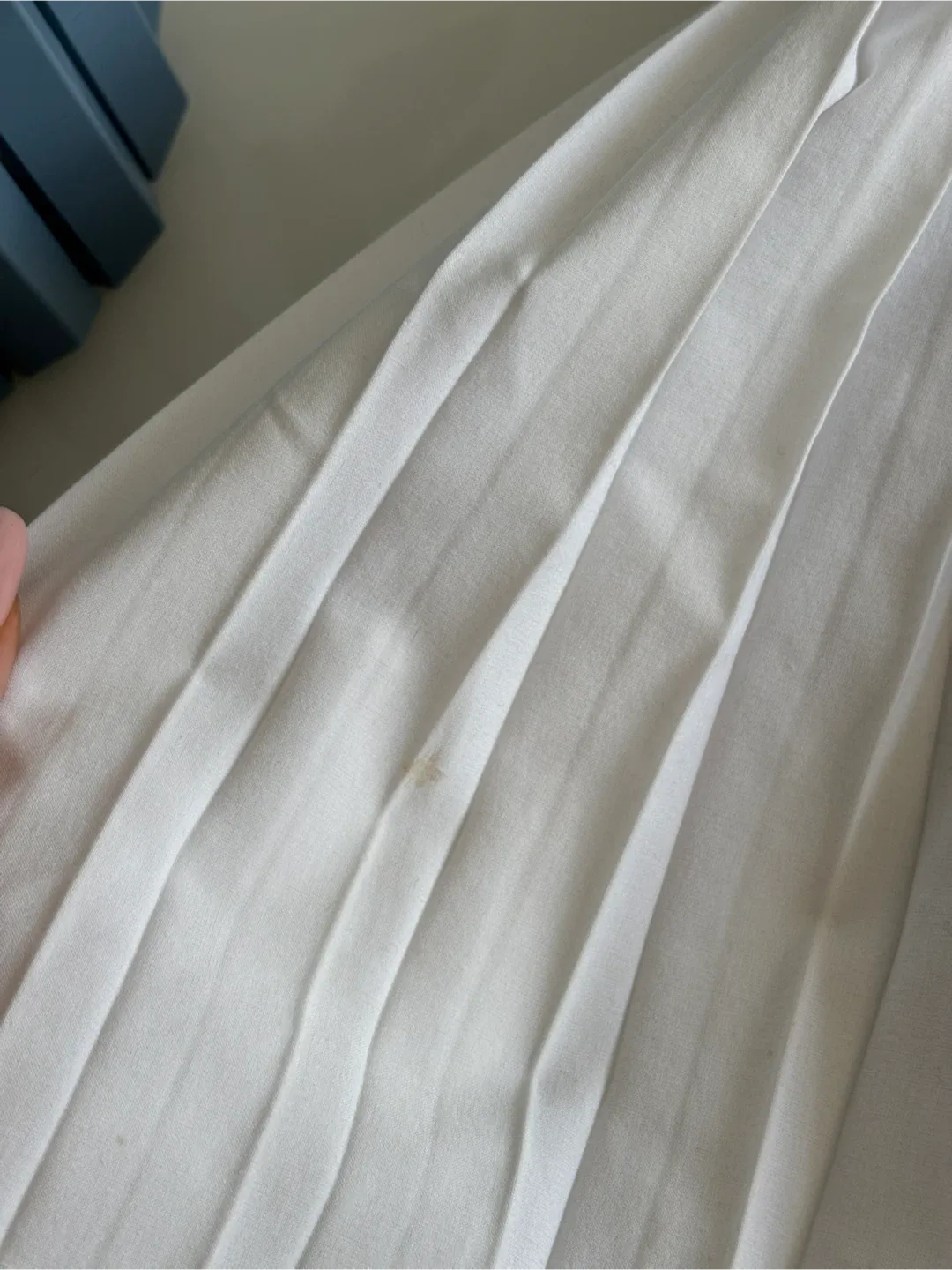 Lululemon | Grey and White Pleated Skort - Size 2 image indicator(6)