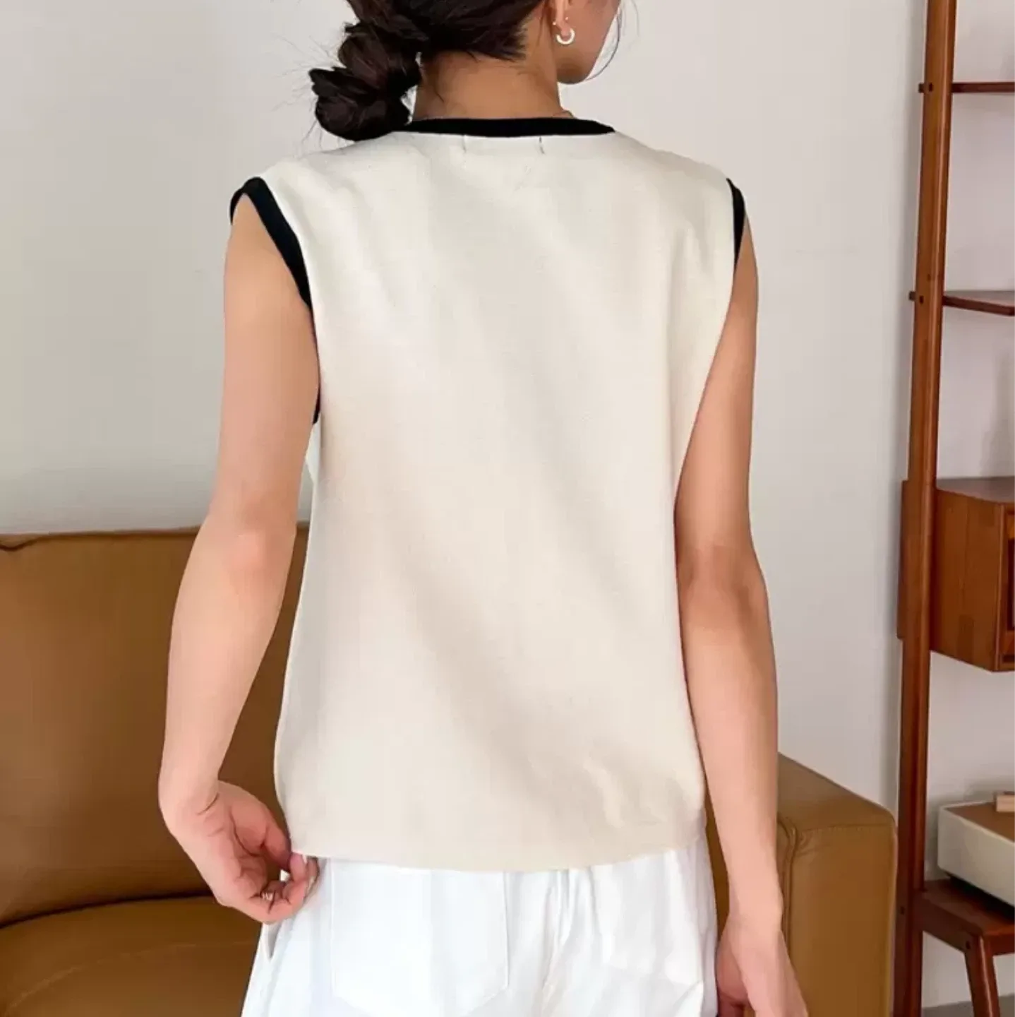 NEW ivory sweater vest with embellished buttons (size 2) image indicator(3)