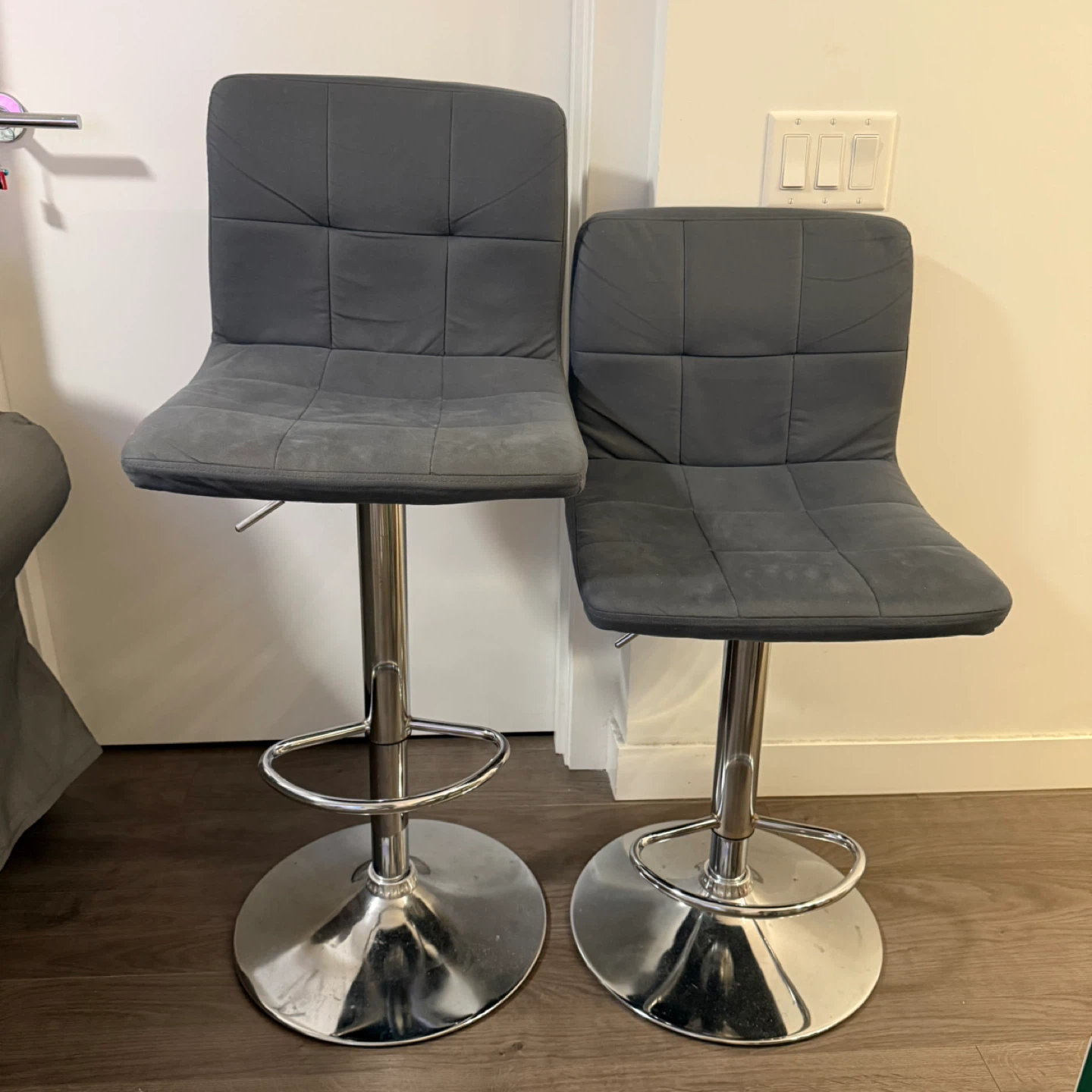 Swivel Bar Stools - Set of 4