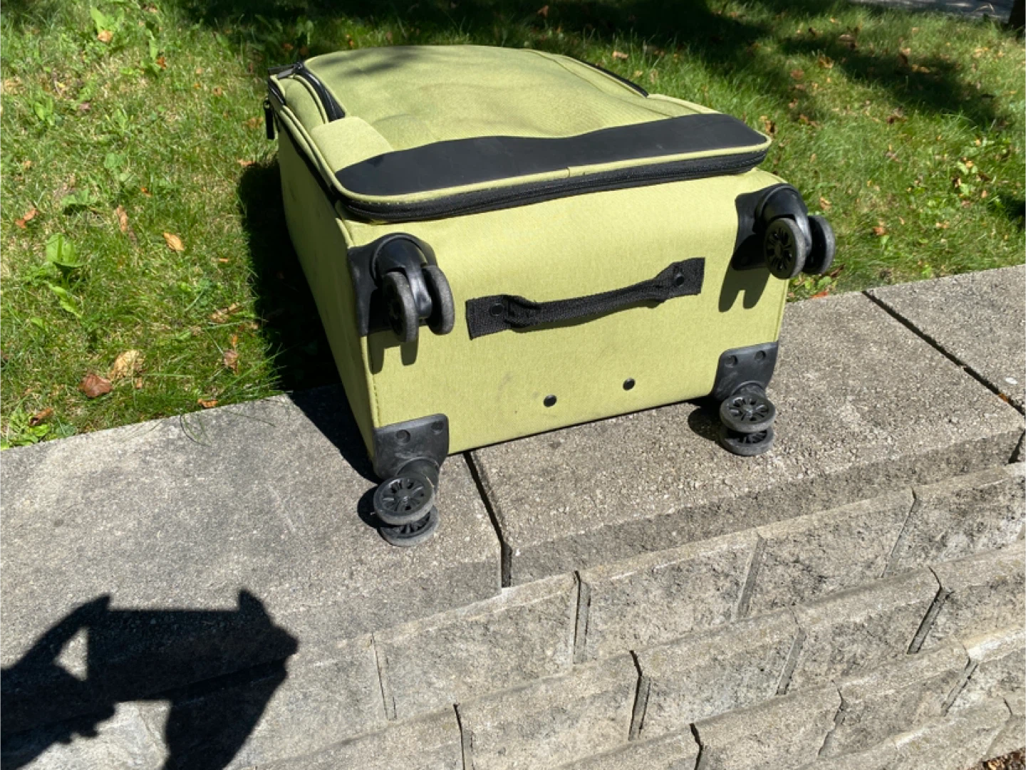 Medium Travel Suitcase - green - photo 3