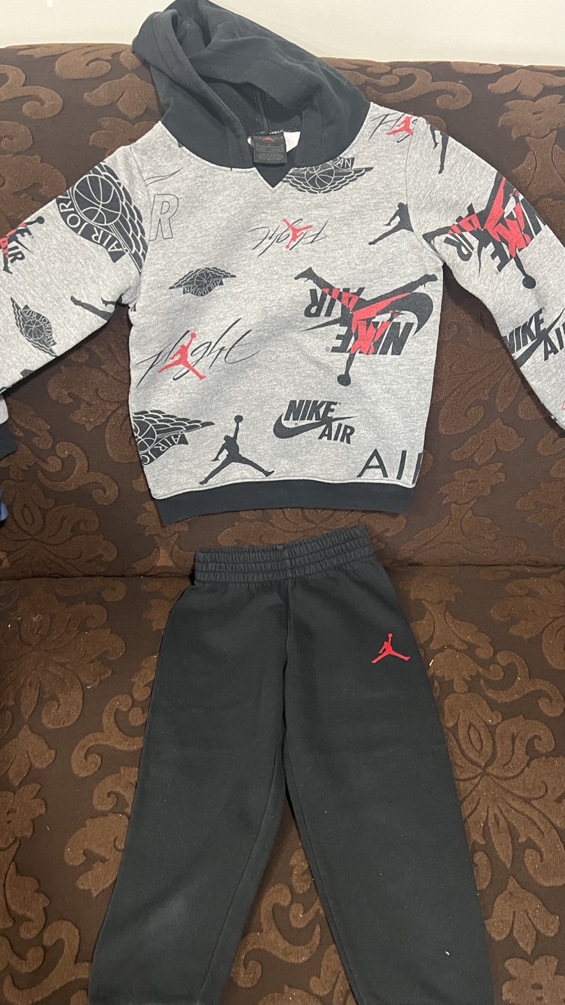 Jordan Kids' Hoodie & Pants Set - Size 4