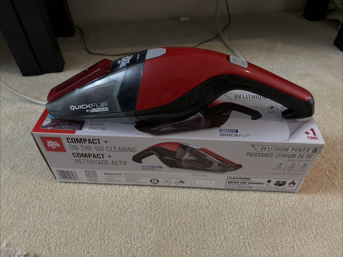 Dirt Devil QuickFlip 8V Hand Vacuum - NEW