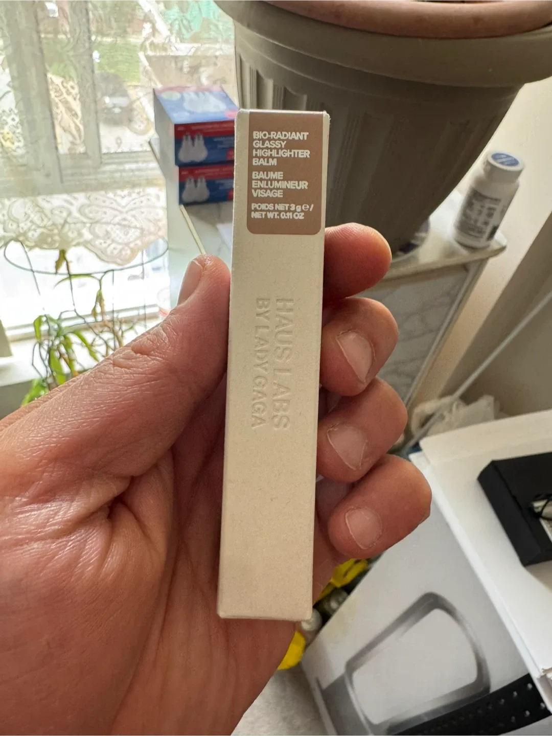 Haus Labs Bio-Radiant Glassy Highlighter Balm thumbnail