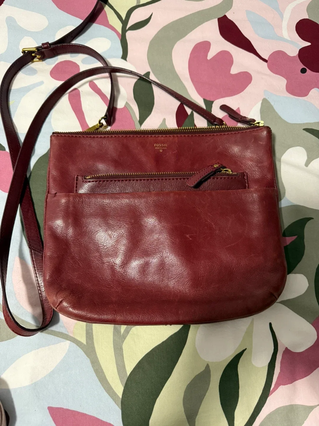 Fossil Leather Crossbody Bag - Burgundy thumbnail