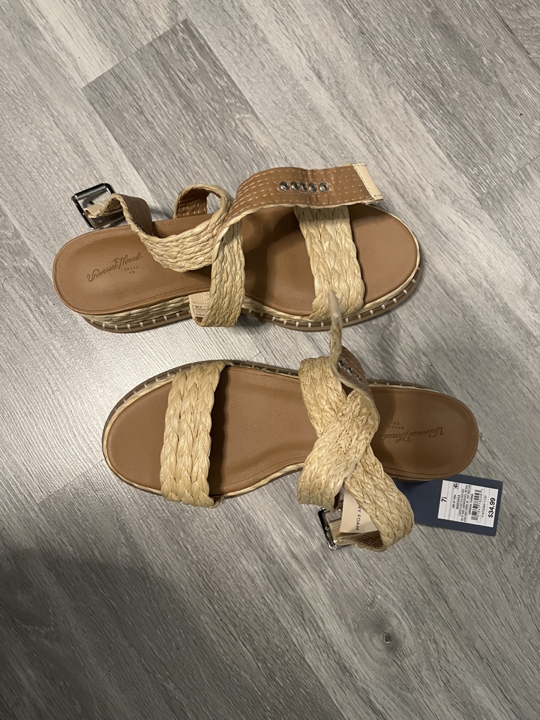 Universal Thread Sandals - Size 7.5 - New with Tags