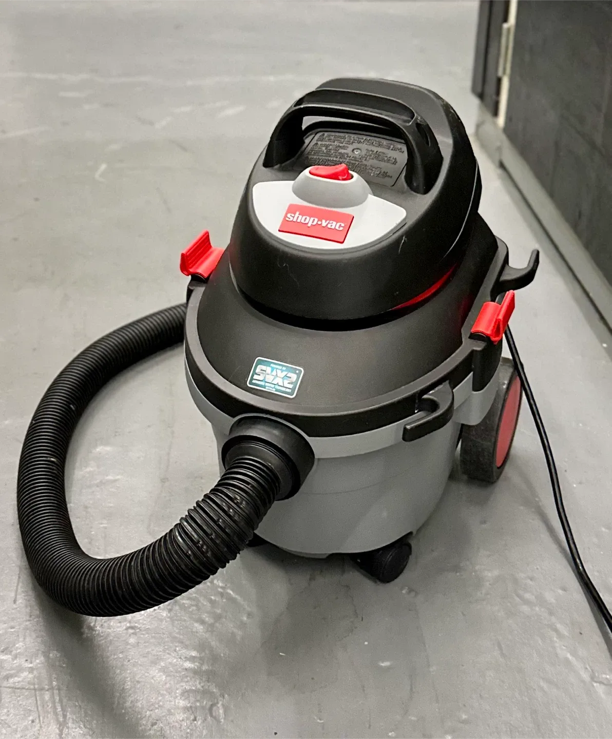 Shop-Vac Wet/Dry Vacuum SVX2. Mod. ESSSQ550 thumbnail