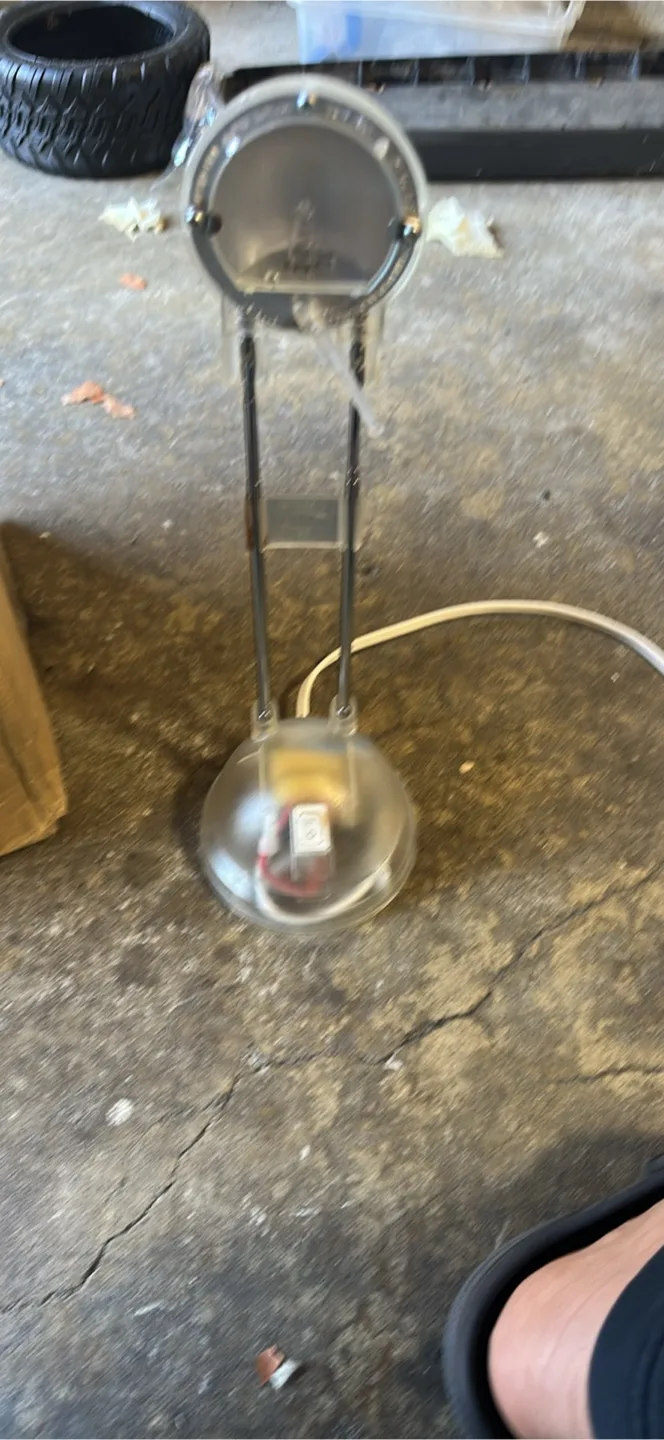 Desk Lamp image indicator(2)