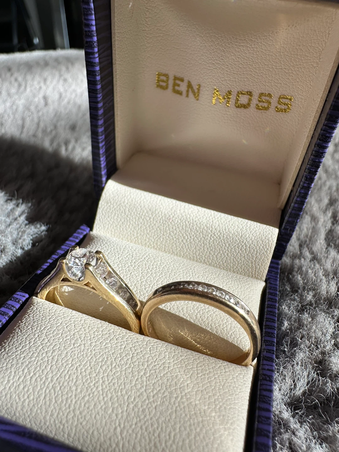 14kt Yellow Gold Diamond Ring Set - photo 4