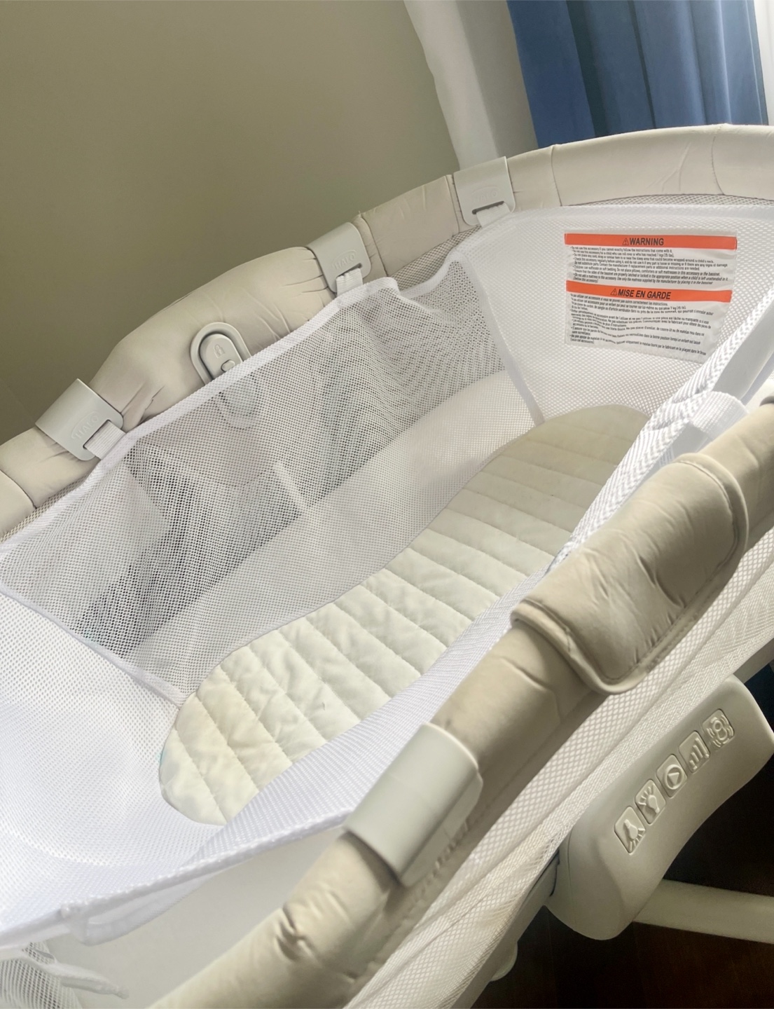 Halo BassiNest Swivel Sleeper with Accessoriea - photo 3