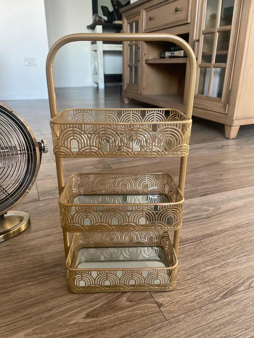 Small Home Fan & Gold Decor Set image indicator(2)