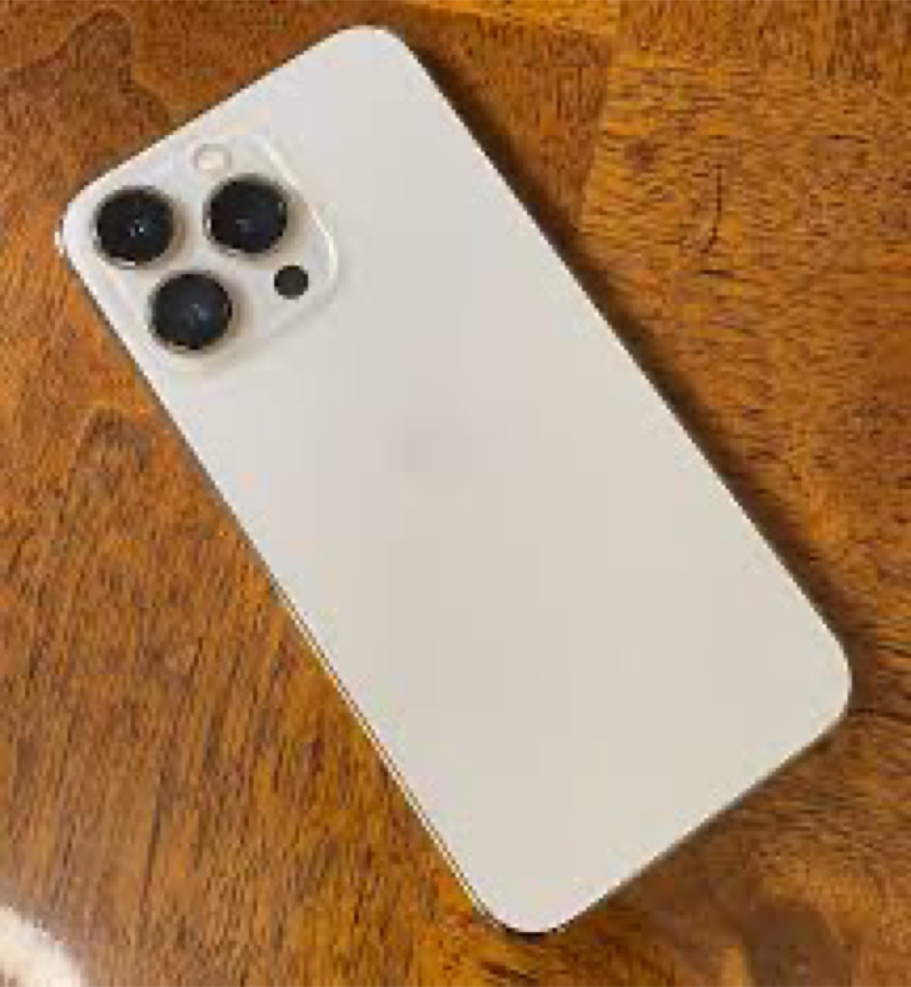 White iPhone 13