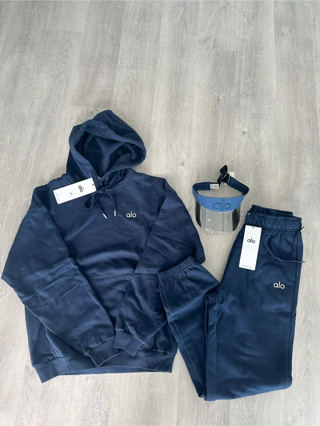 ALO Accolade Joggers & Hoodie Set - Navy Blue thumbnail