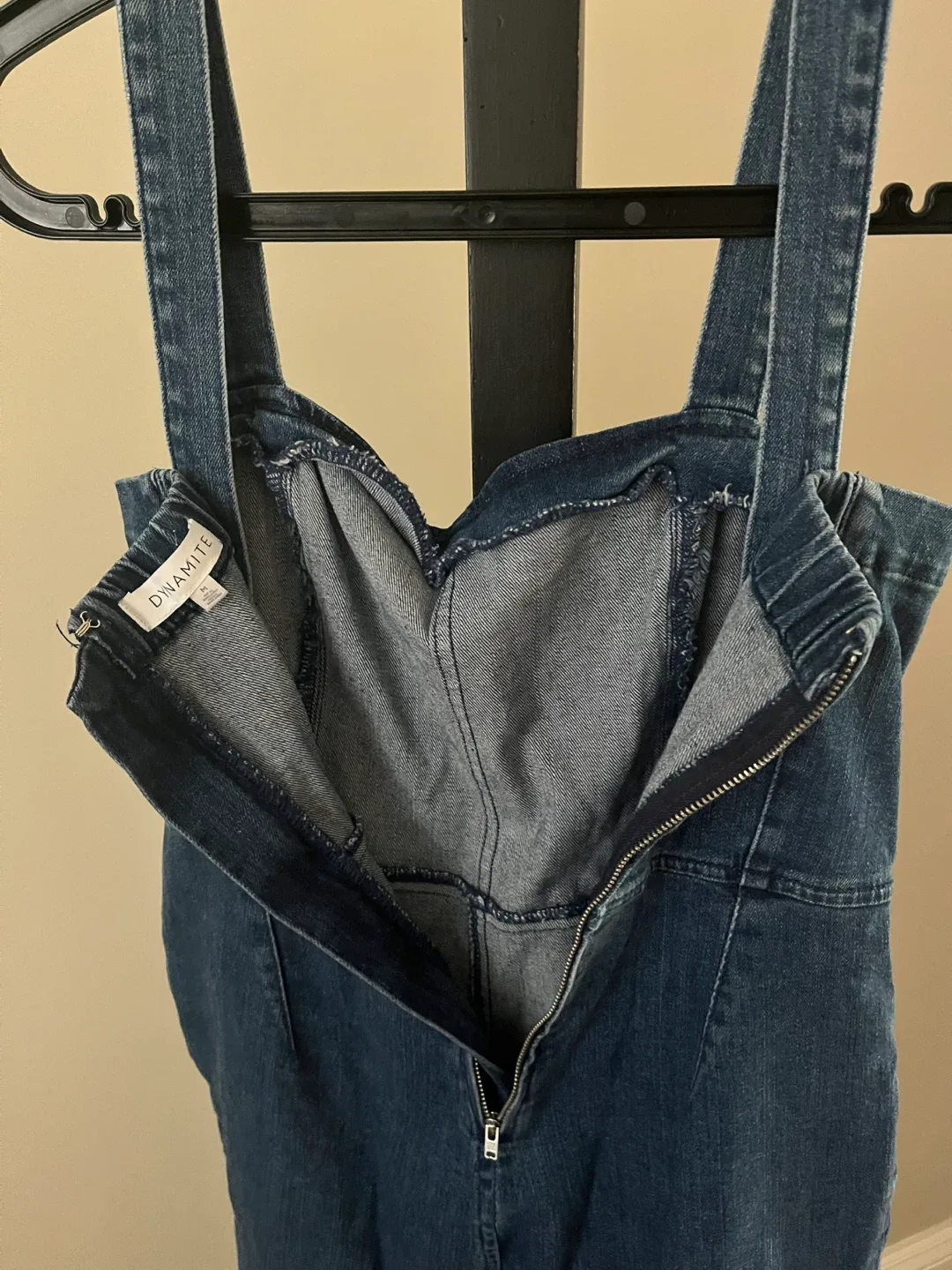 Dynamite Fitted Denim Jumpsuit - Size M(8) image indicator(3)