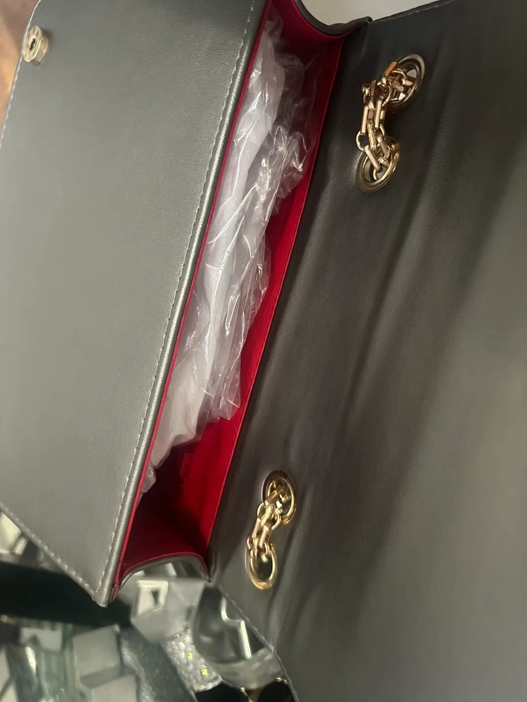 YSL Saint Laurent Grey shimmer image indicator(3)