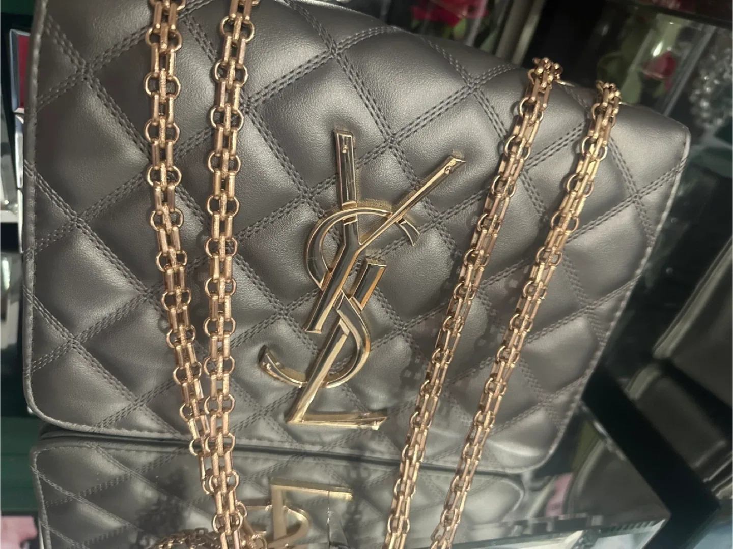 YSL Saint Laurent Grey shimmer image indicator(2)