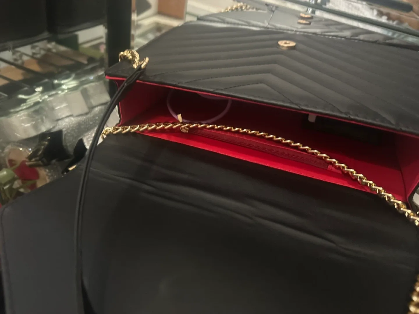 YSL Black Shoulder Bag image indicator(3)