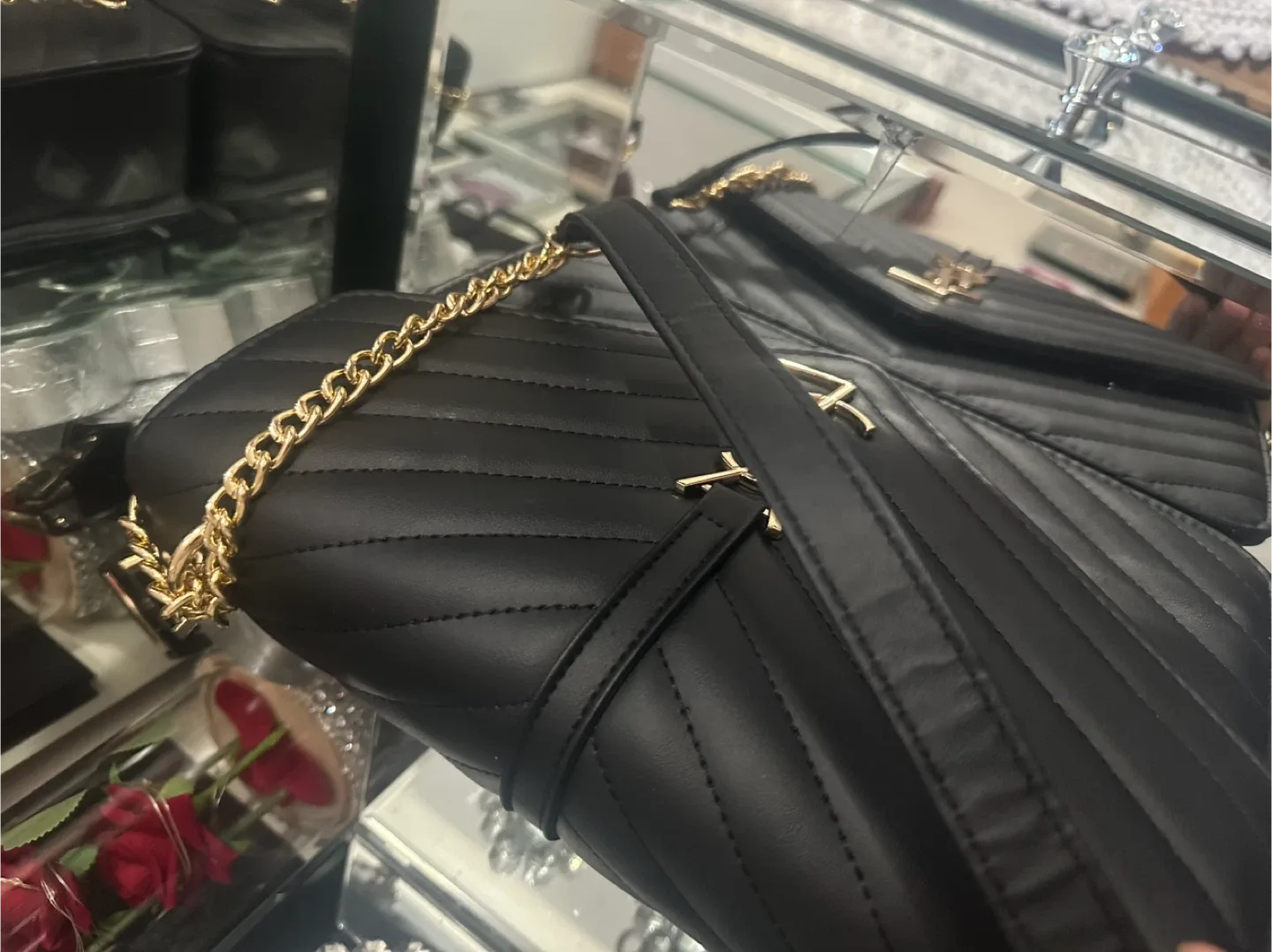YSL Black Shoulder Bag image indicator(2)