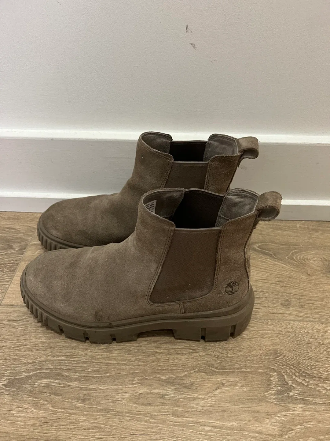 Timberland Women's Cortina Valley Chelsea Boots - Size 7.5 image indicator(3)