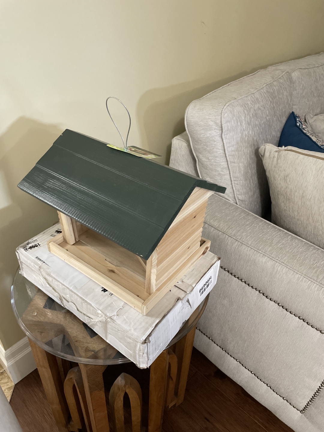 Wooden Bird Feeder with Green Roof - New in Box!