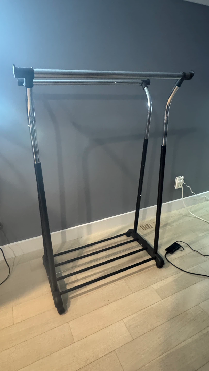 Adjustable Double Rod Clothing Rack - photo 2
