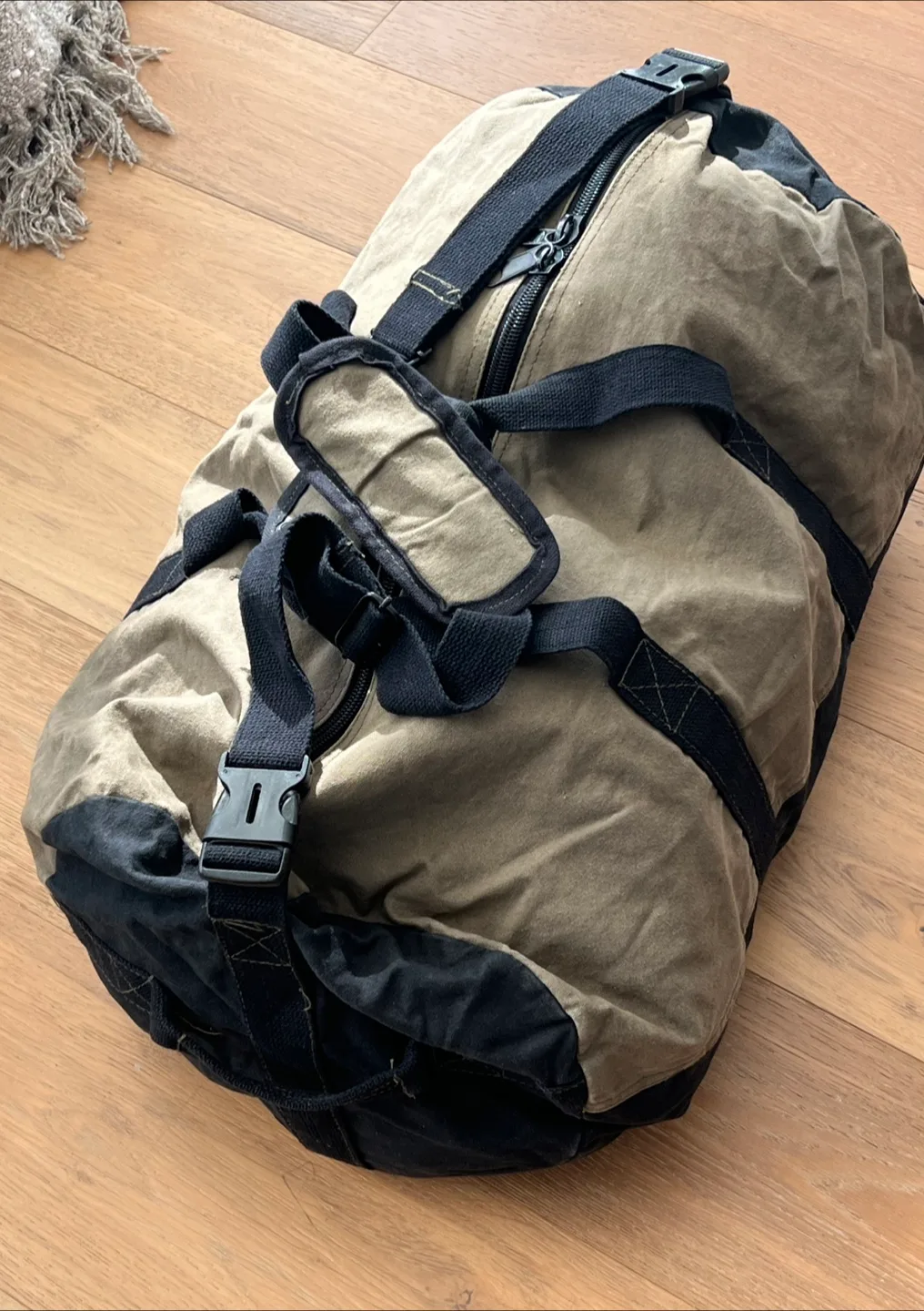 Canvas Duffel Bag - Beige & Black image indicator(3)