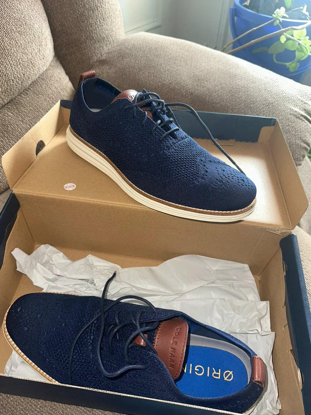 Cole Haan Men's Original Grand Wingtip Oxford Size 10 Worn Once image indicator(4)