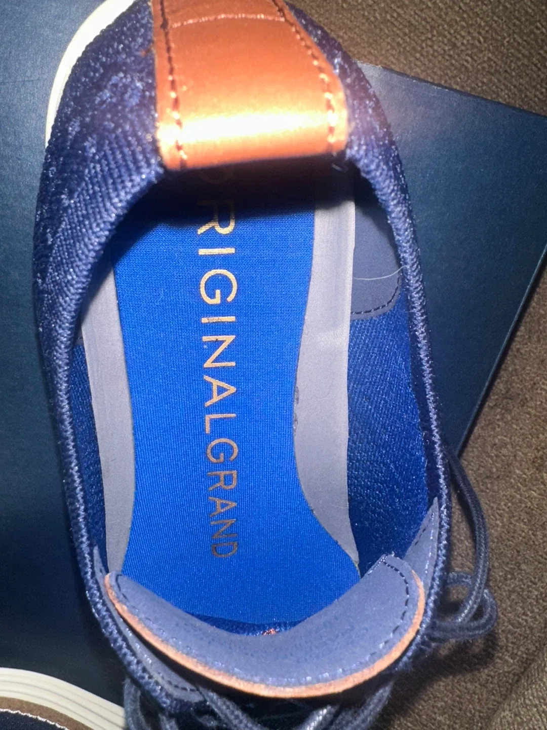 Cole Haan Men's Original Grand Wingtip Oxford Size 10 Worn Once image indicator(2)