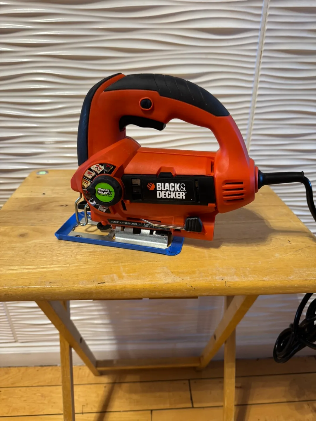 Black & Decker Variable Speed Orbital Jigsaw JS660 image indicator(2)