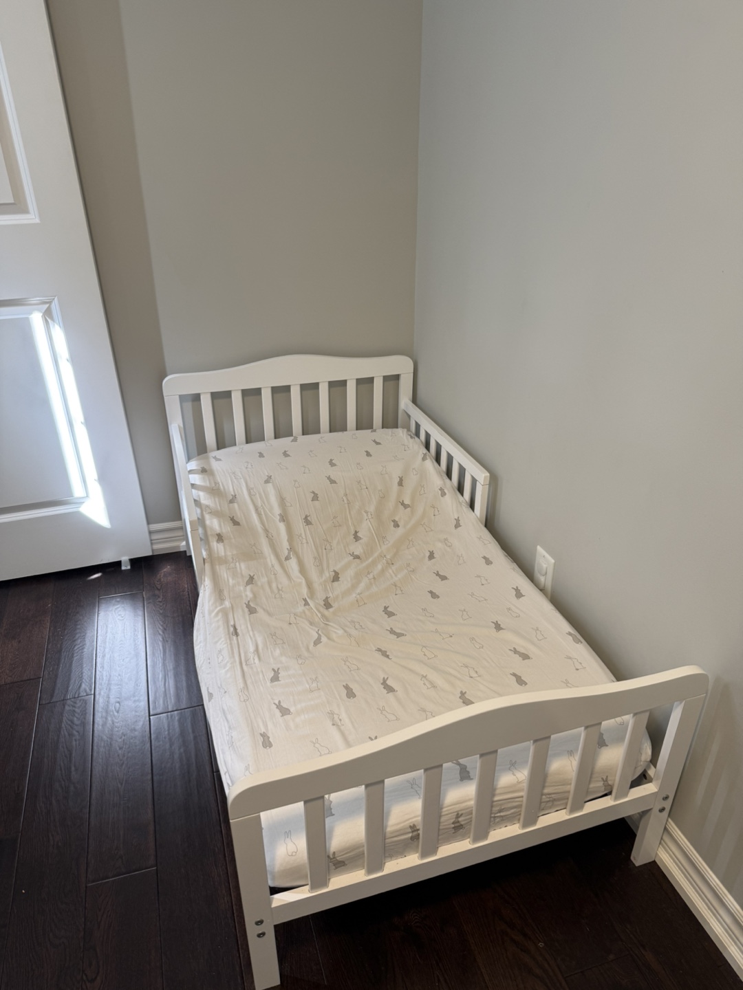 White Toddler Bed - photo 2