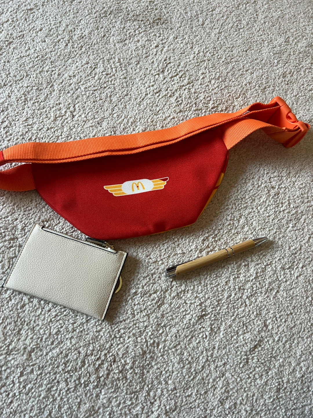 McDonald's Fanny Pack & Card Holder - photo 2