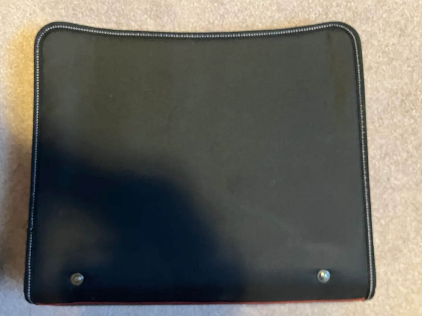 Body Glove Black Zippered Binder image indicator(3)