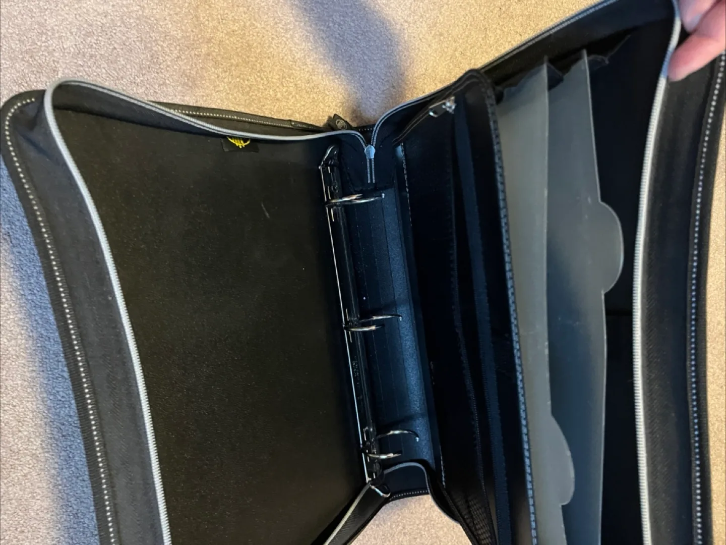 Body Glove Black Zippered Binder image indicator(4)