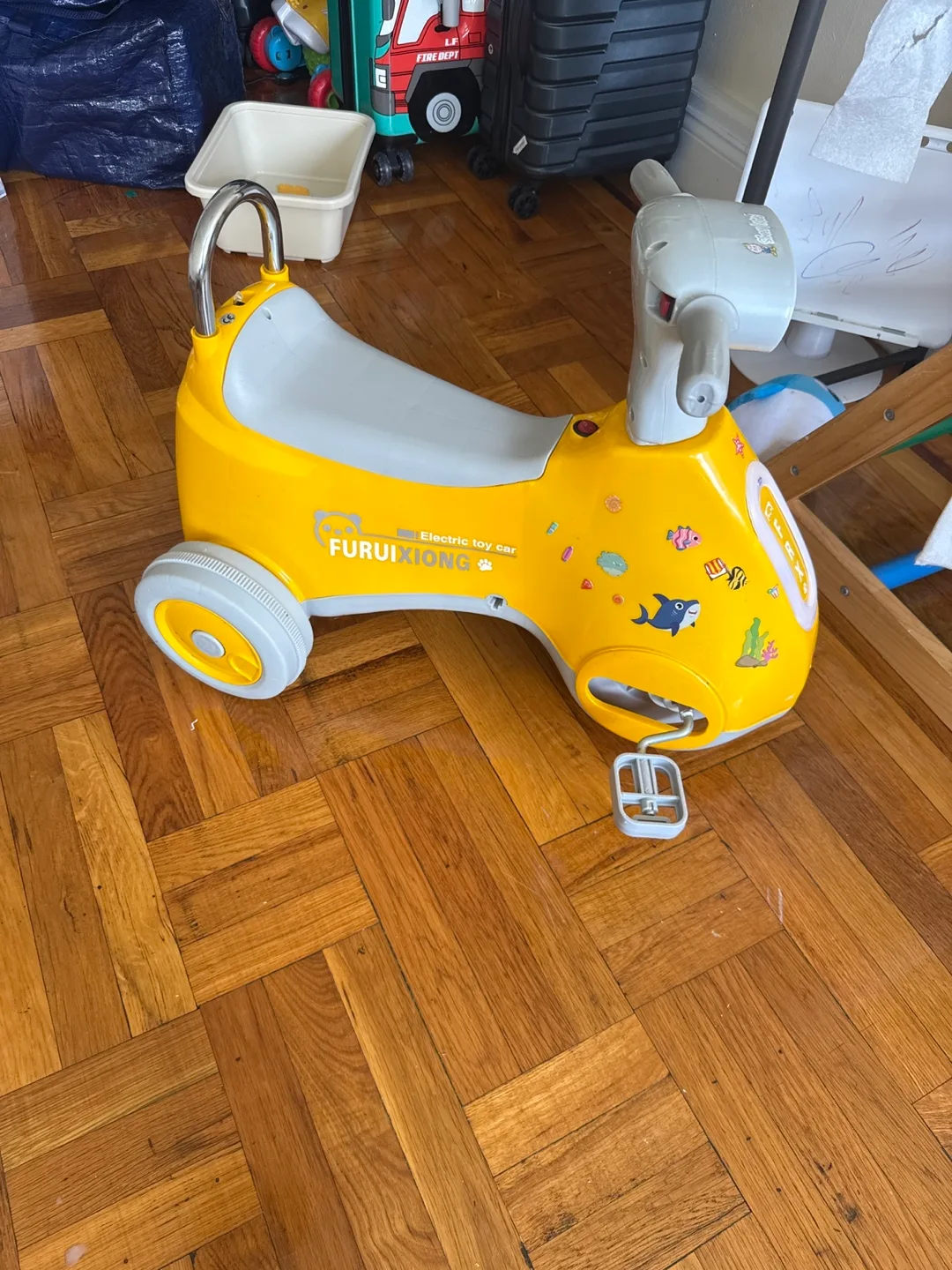 Furuixiong Electric Toy Car - Yellow thumbnail