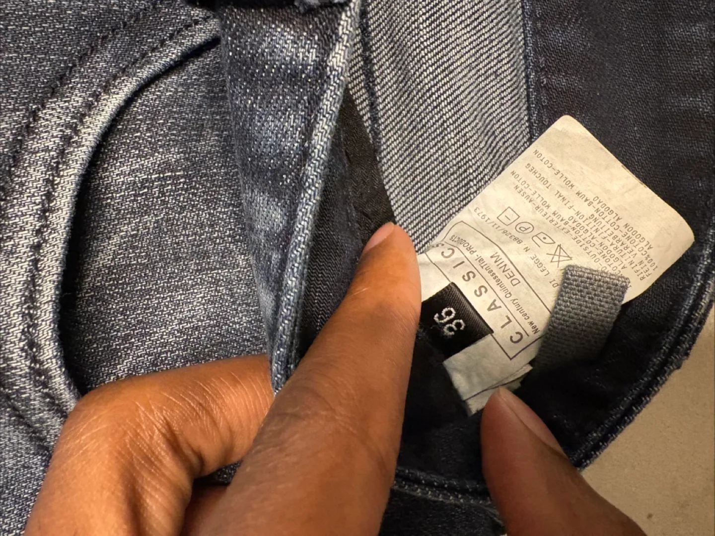 Diesel Industry Classic Jeans, Size 36 image indicator(3)