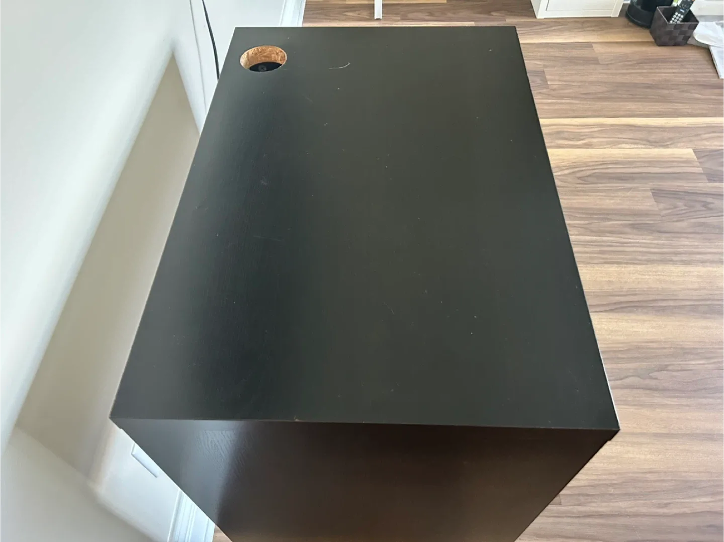 Black & White Desk with Drawer image indicator(5)