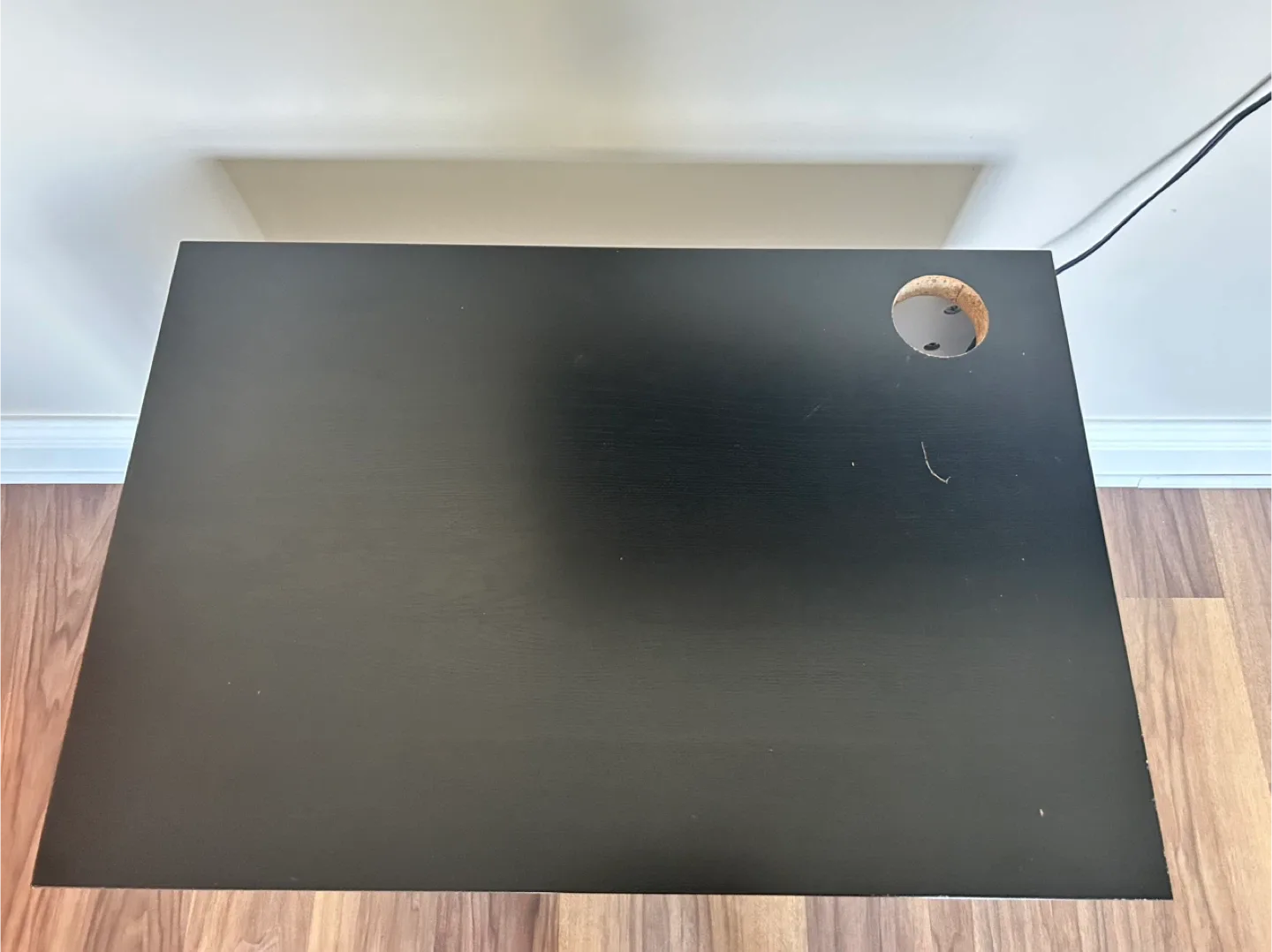 Black & White Desk with Drawer image indicator(4)