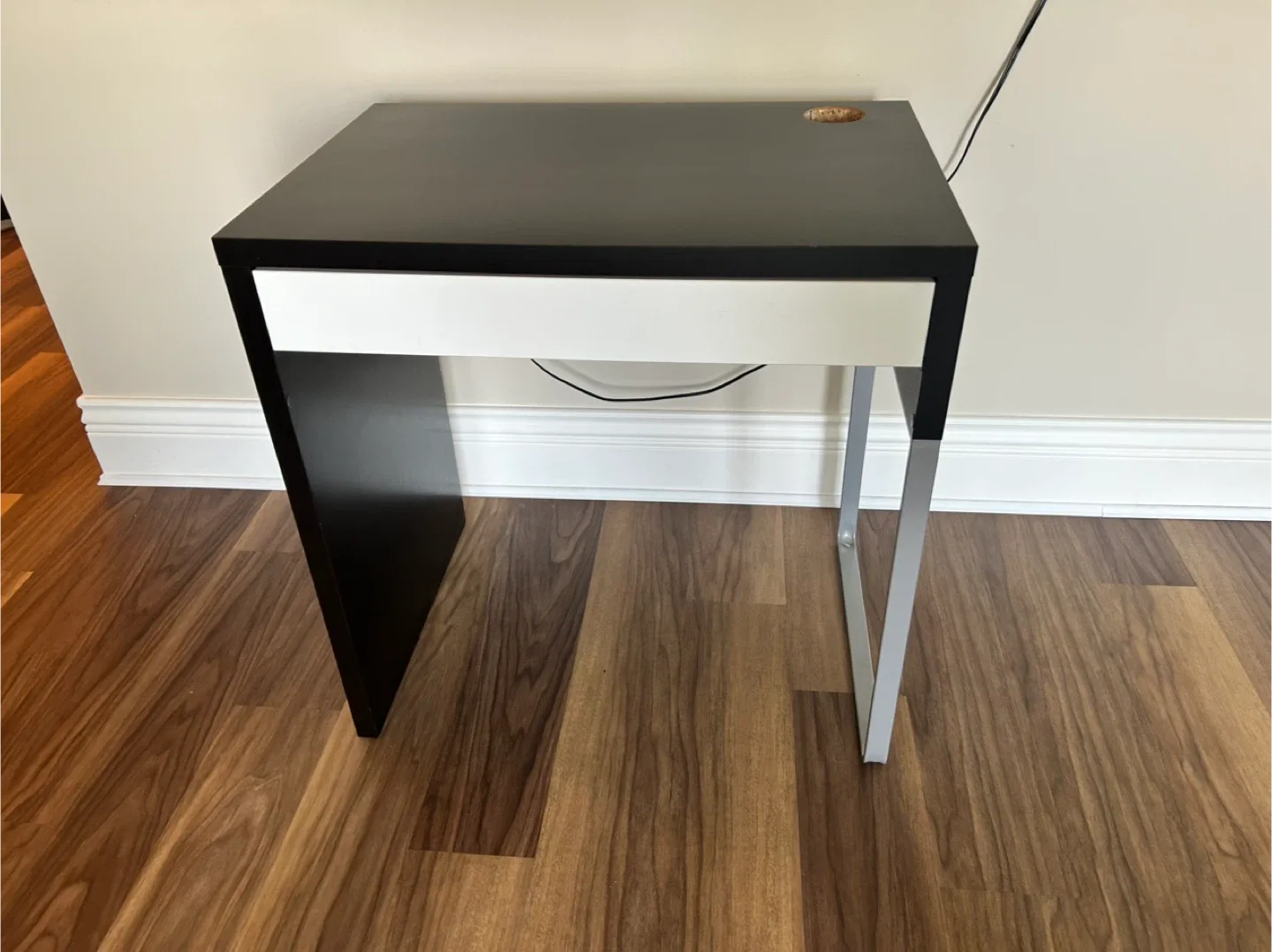 Black & White Desk with Drawer thumbnail