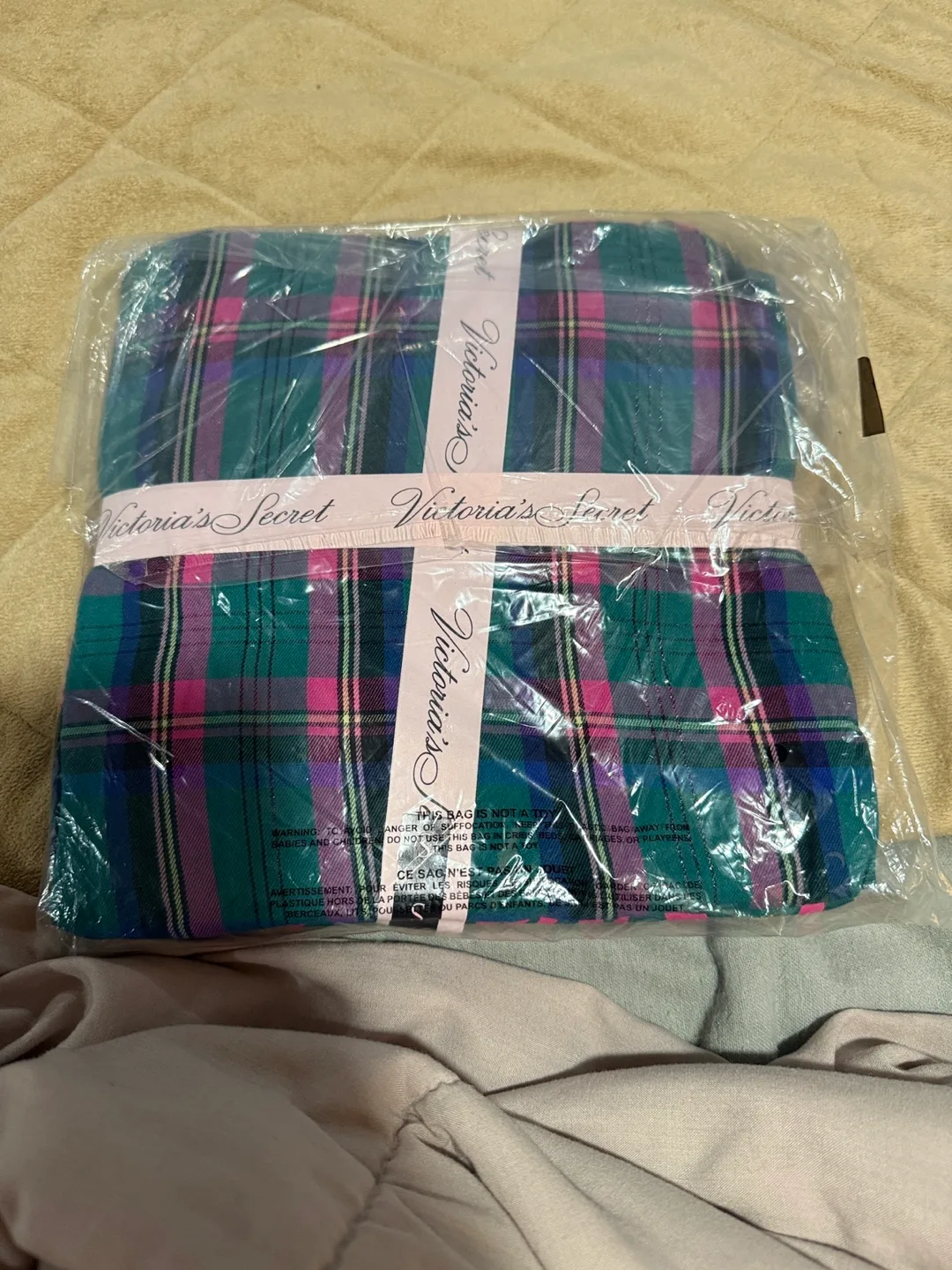 Victoria's Secret Flannel Tee/Pajama Set - Size S - New image indicator(4)
