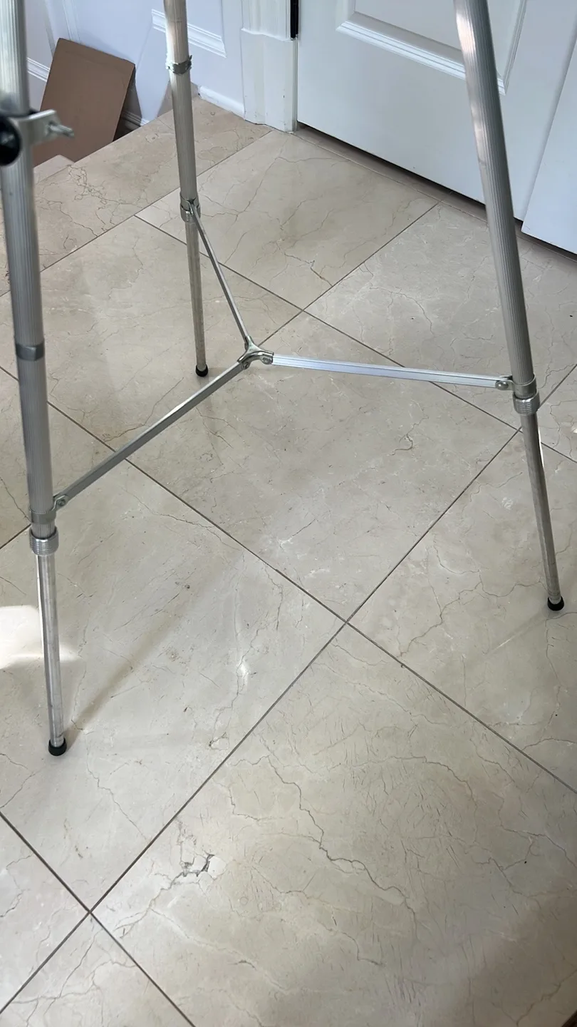 Portable adjustable Silver metal Artist Easel stand image indicator(6)