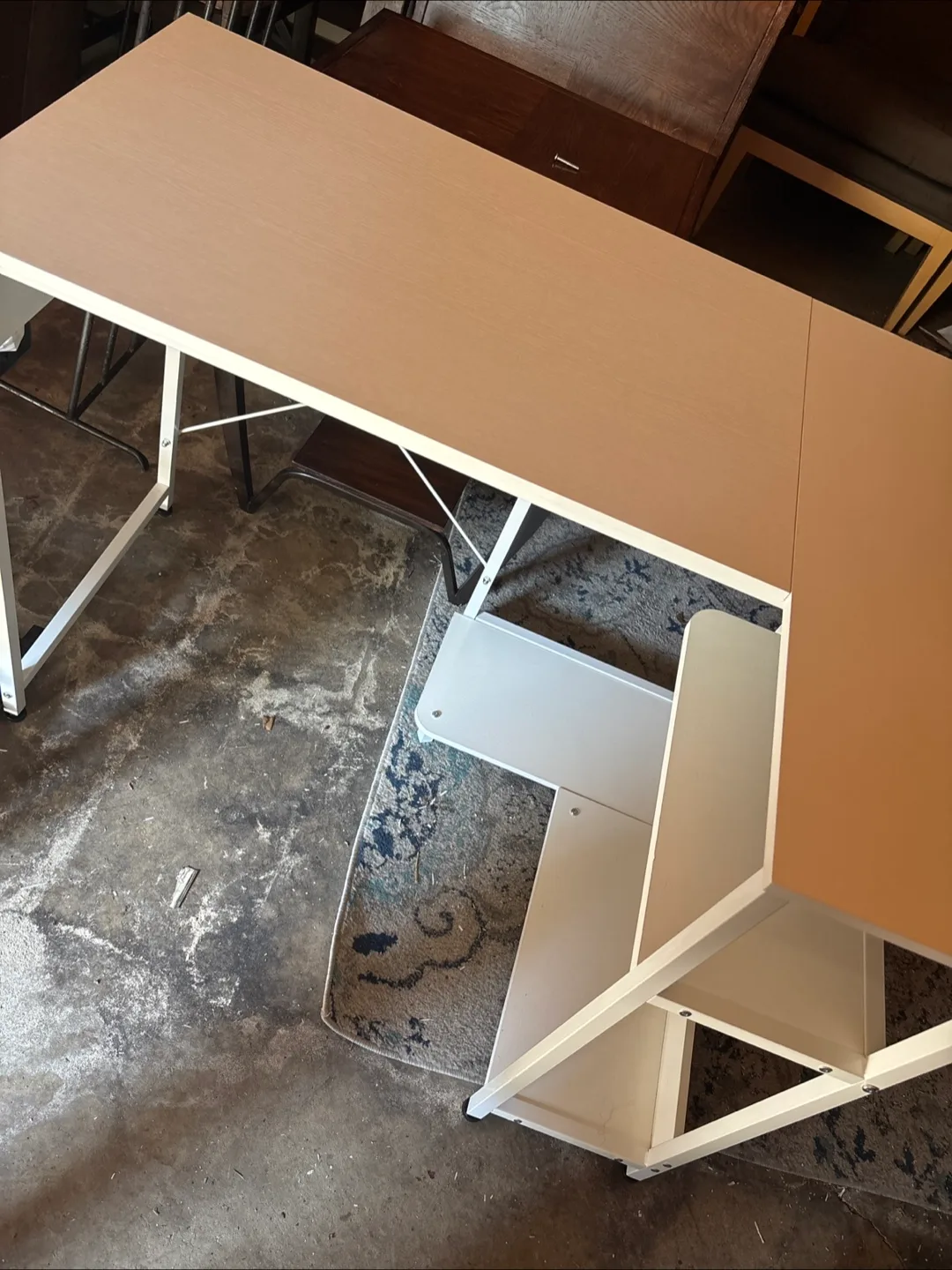 Small white desk thumbnail