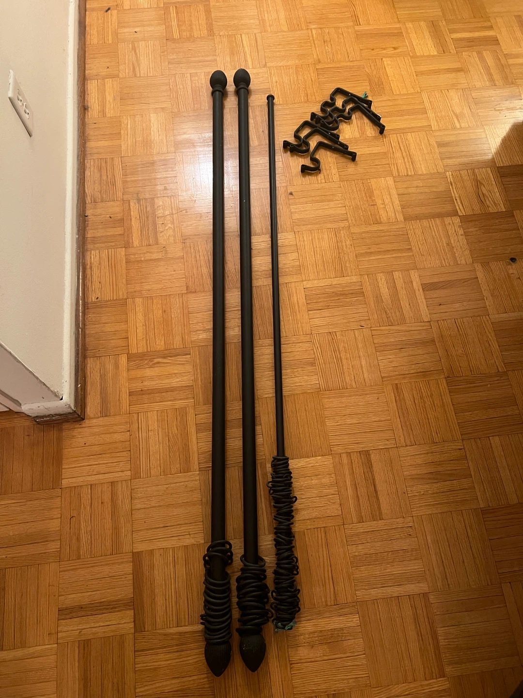 Black Curtain Rod Set