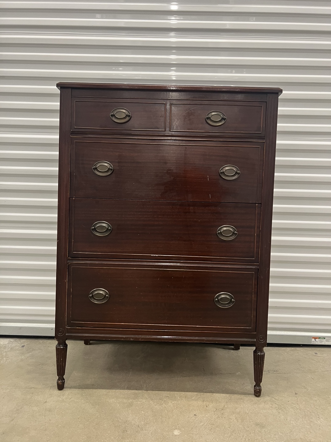 Wooden 4 Drawers Dresser