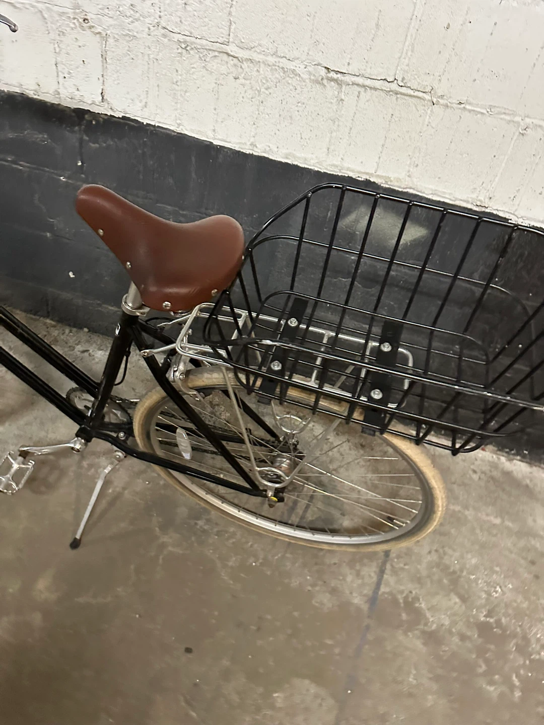 28” Women’s City Bike - photo 3