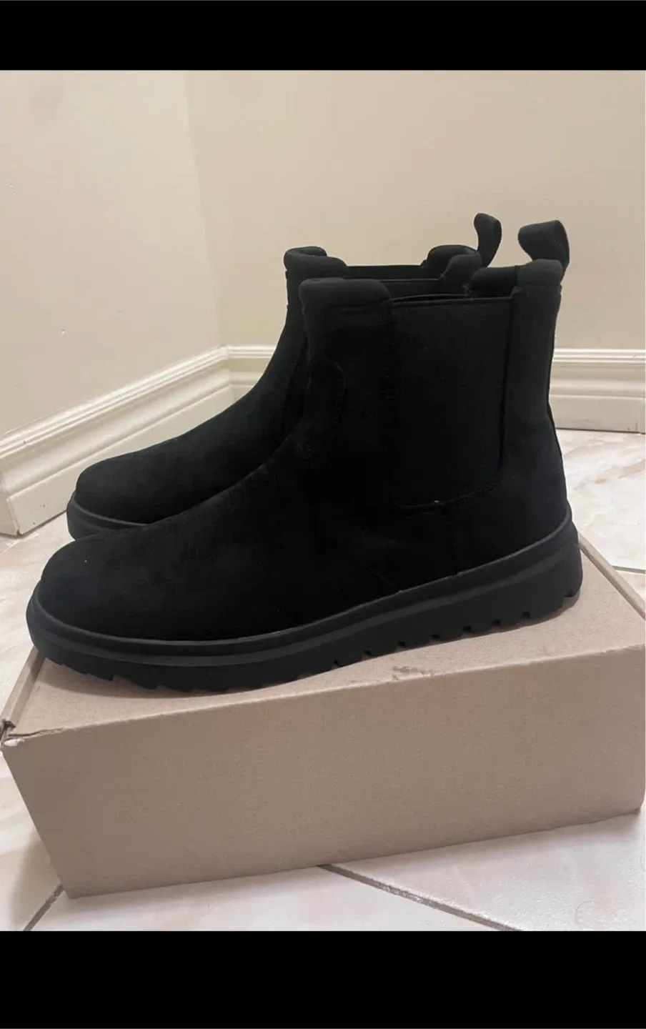 Bacia Black Women's Boots - Size 9.5 image indicator(3)