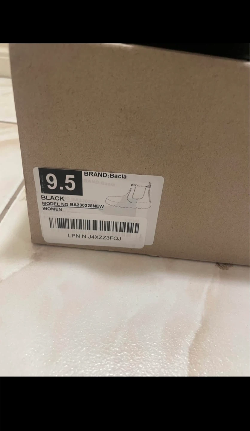 Bacia Black Women's Boots - Size 9.5 - photo 4