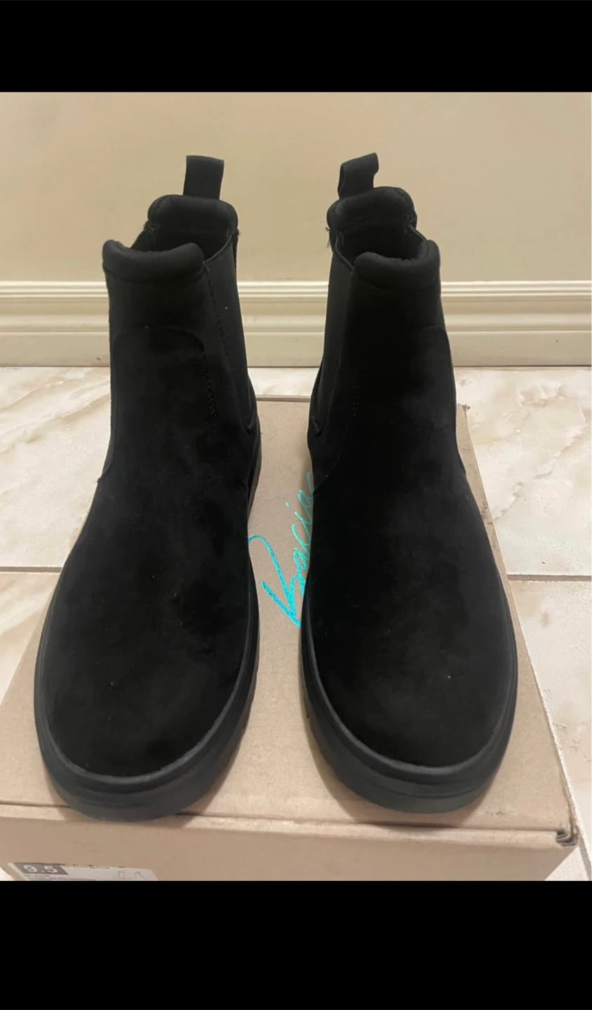 Bacia Black Women's Boots - Size 9.5