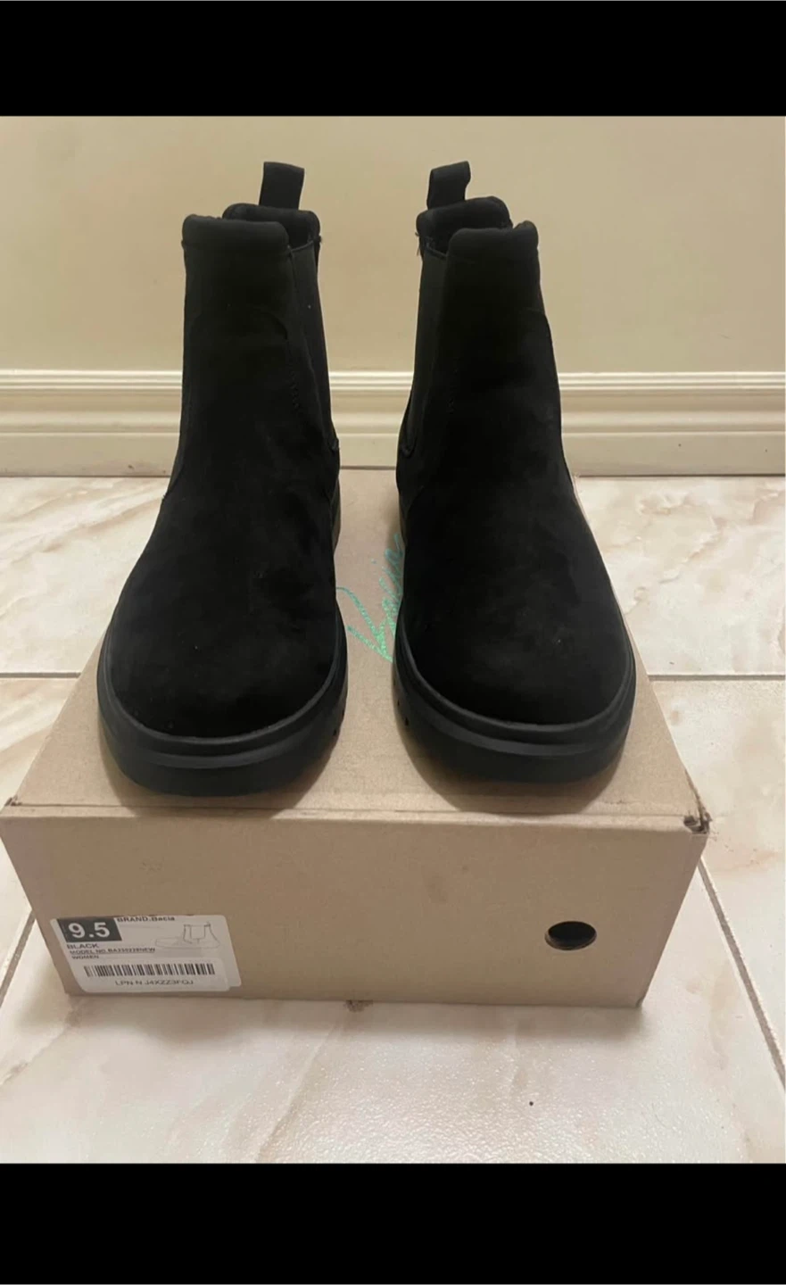Bacia Black Women's Boots - Size 9.5 - photo 2