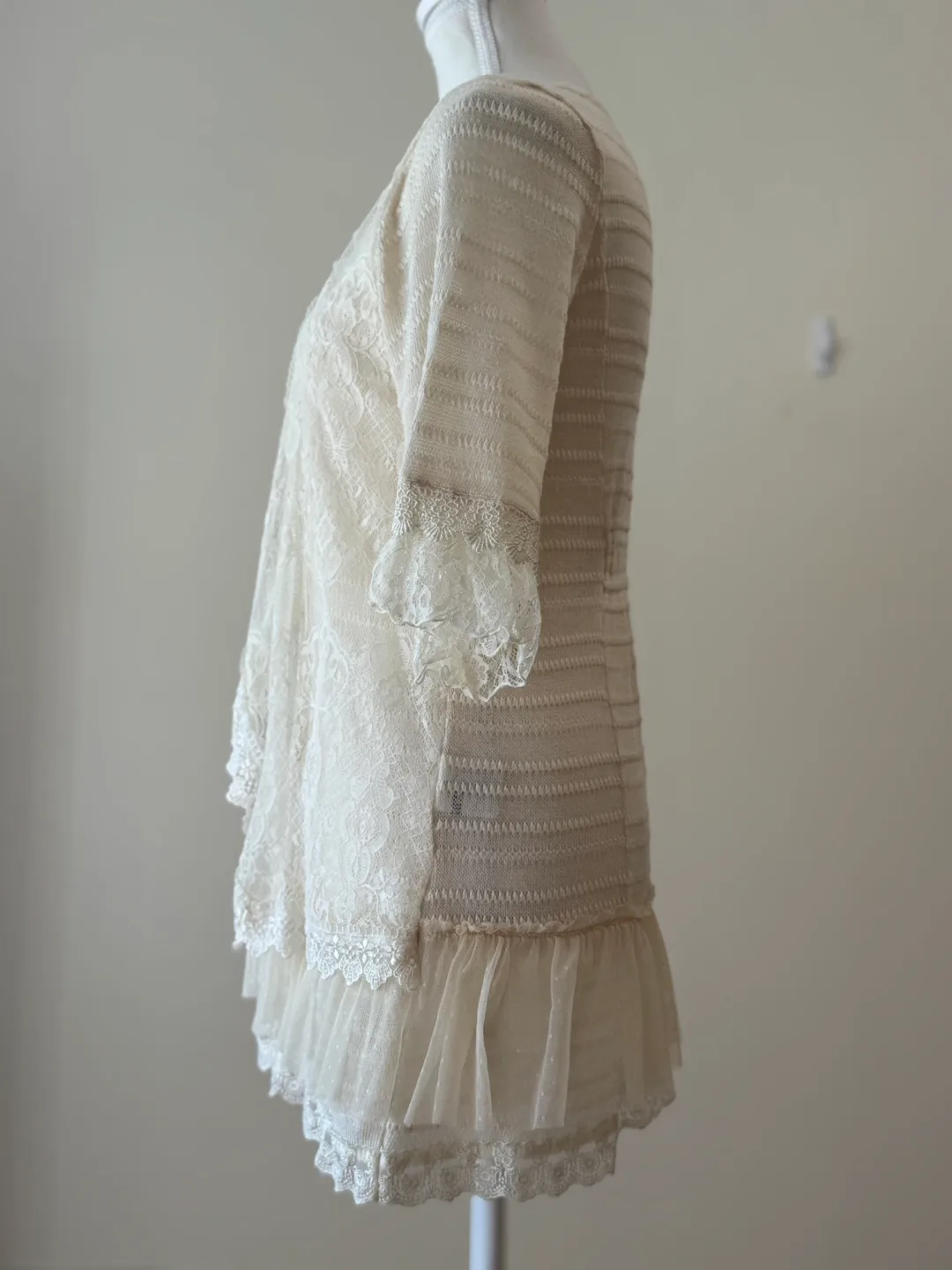 Axes Femme Vintage Lace Long Cardigan image indicator(8)