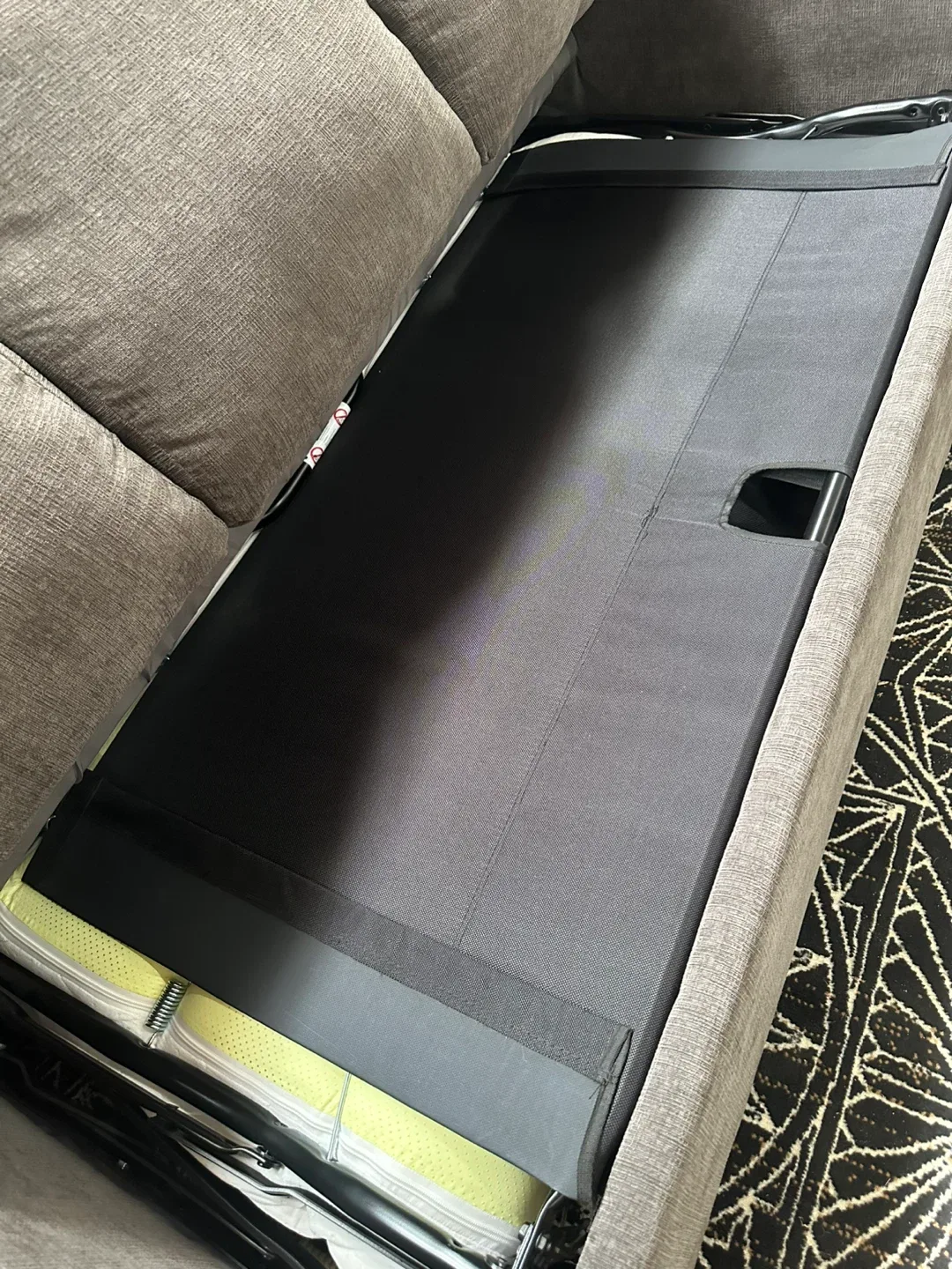 *Delivery Available* Tepperman’s pull out sofa in grey 🛋️ image indicator(7)